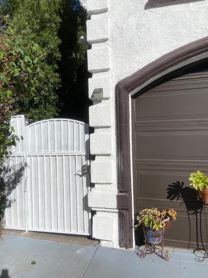 Sweet Dreams B&B La Los Angeles Exterior photo