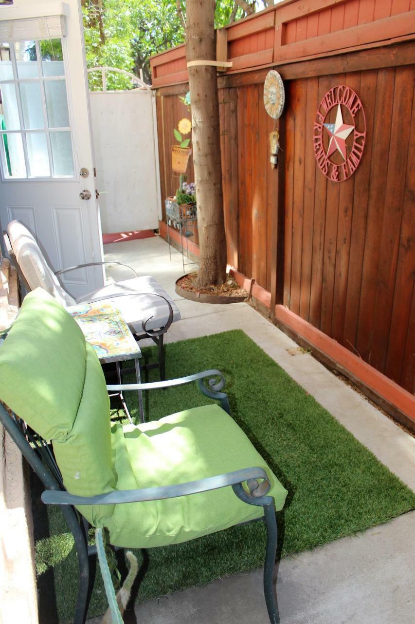 Sweet Dreams B&B La Los Angeles Exterior photo